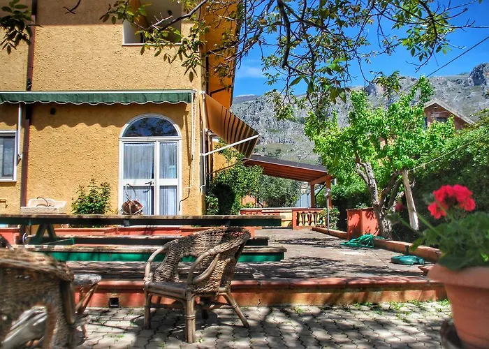 Alojamento de Acomodação e Pequeno-almoço Pieffe *